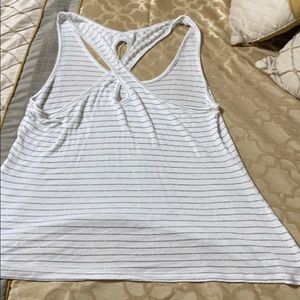 White and silver rank top xl.